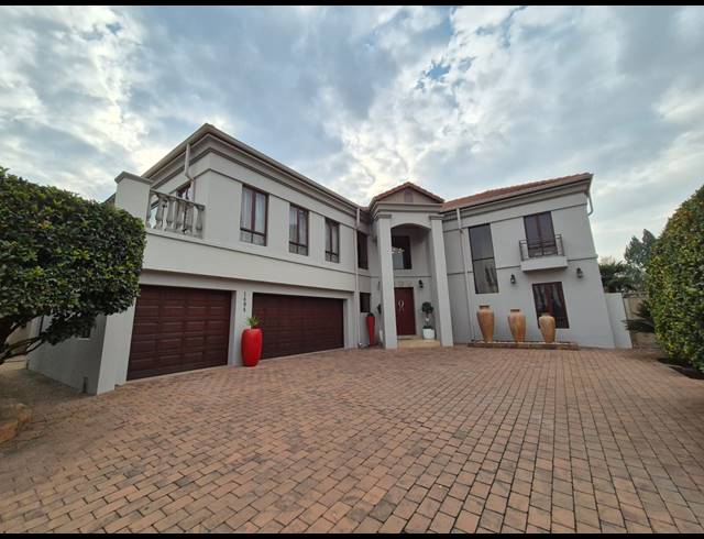 4 BEDROOM HOUSE FOR SALE IN EMFULENI GOLF ESTATE